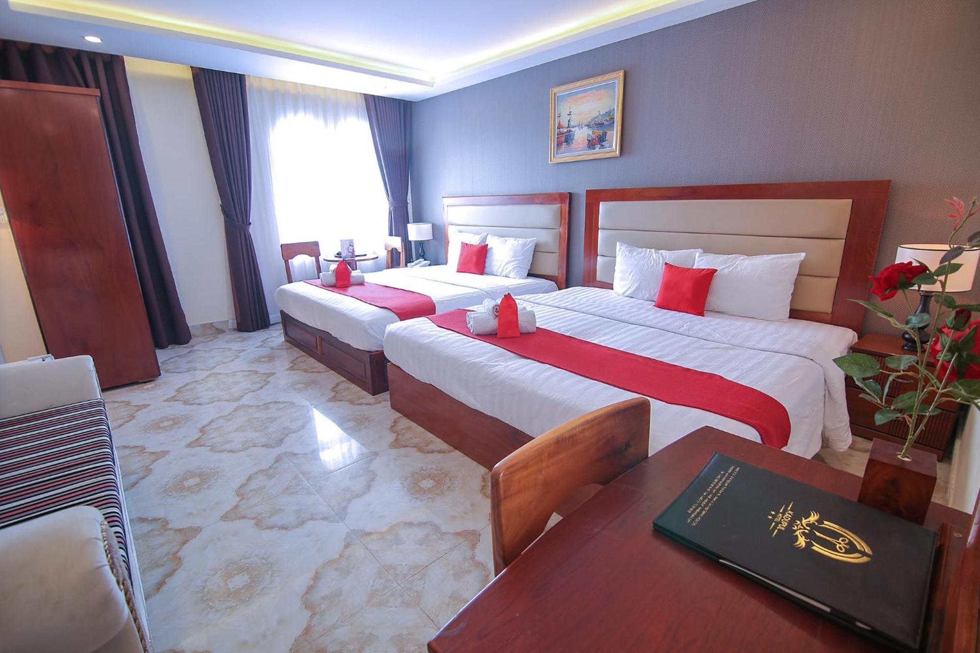 เรดดอร์ซ พรีเมียม แอท เหงียนทายซอนสตรีท Hotel โฮจิมินห์ซิตี้ ภายนอก รูปภาพ